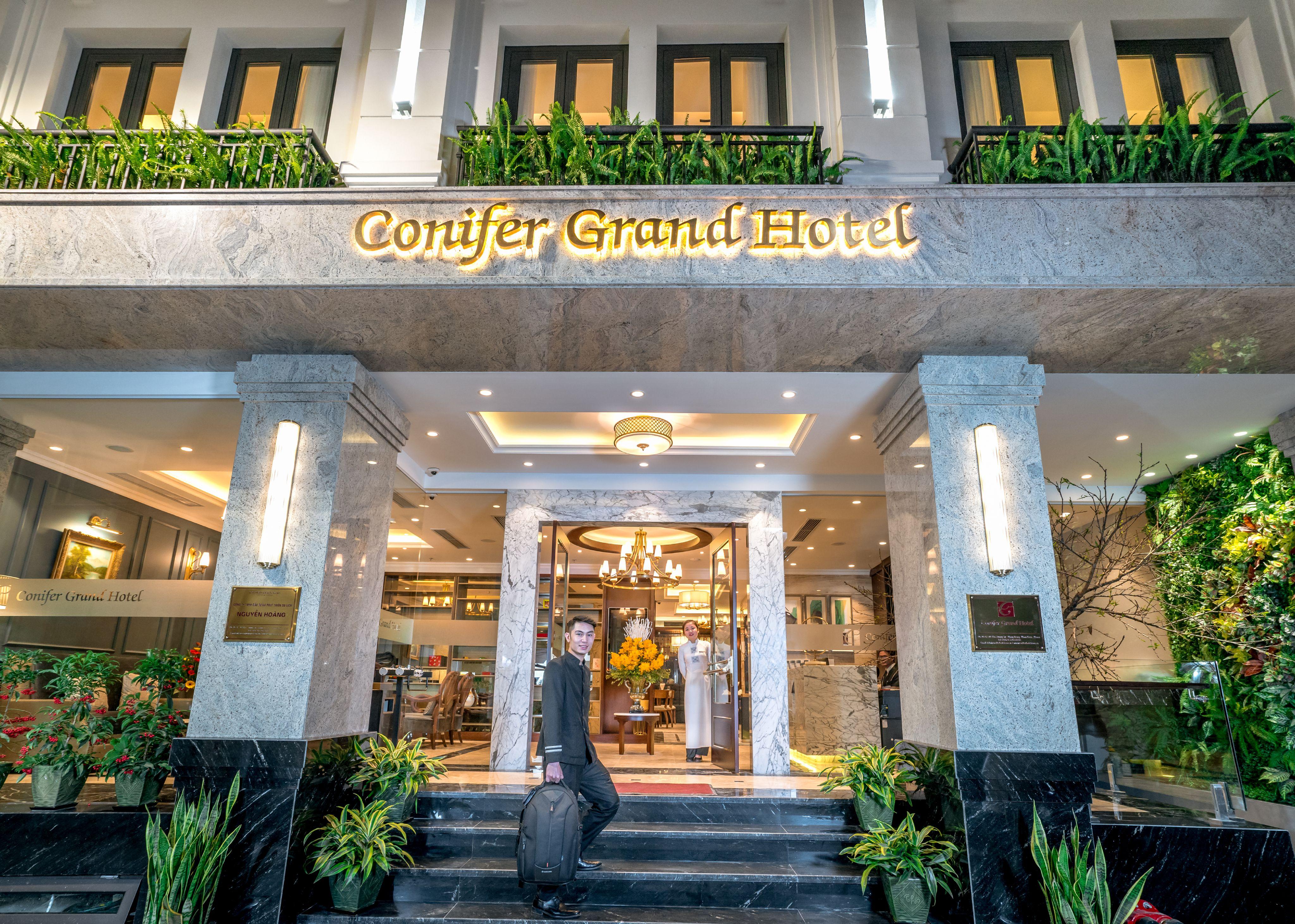 Conifer Grand Hotel Hanoi Exterior foto